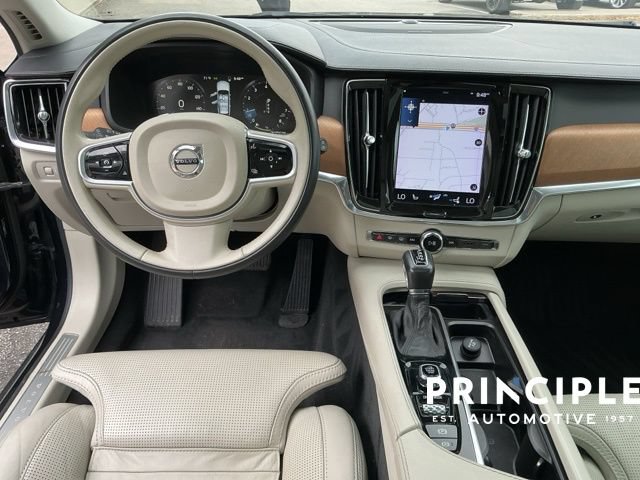 Used 2019 Volvo V90 T5 Inscription w/ Protection Package Premier FWD image 14