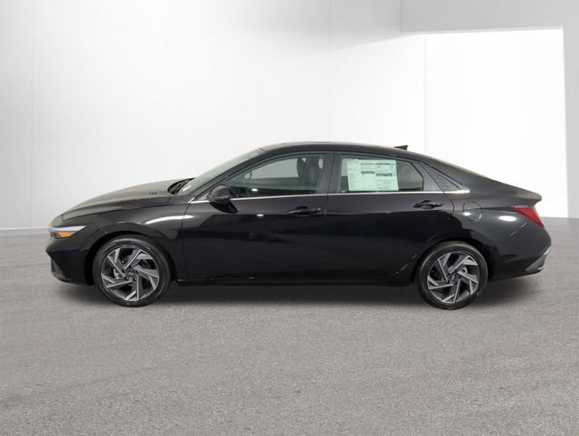 New 2026 Hyundai Elantra Limited FWD image 13