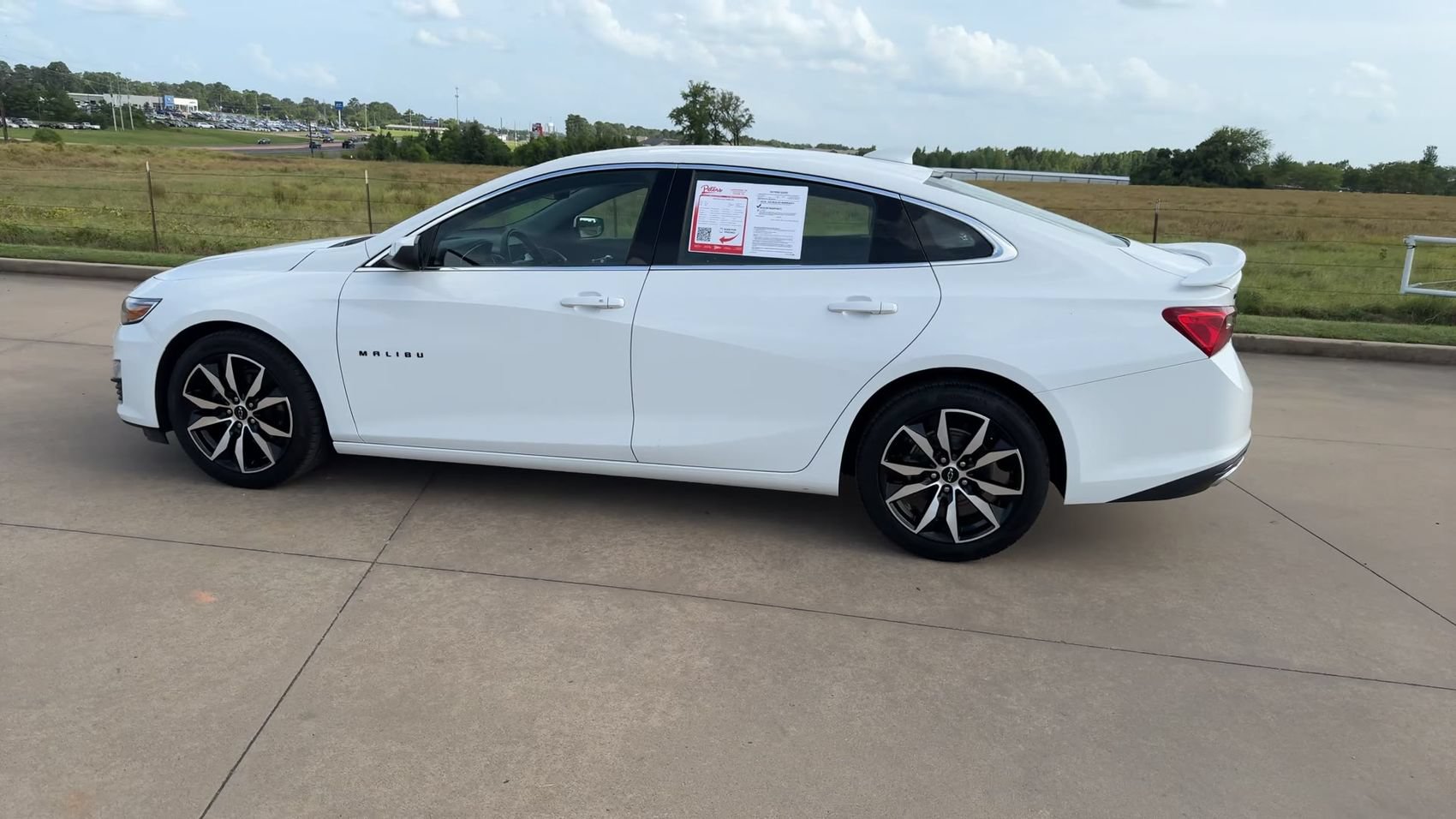 Used 2023 Chevrolet Malibu RS FWD image 6