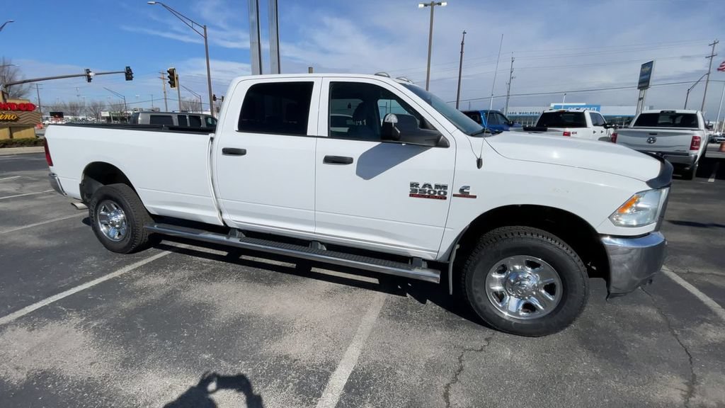 Used 2018 RAM 3500 Tradesman w/ Chrome Appearance Group AWD/4WD image 3