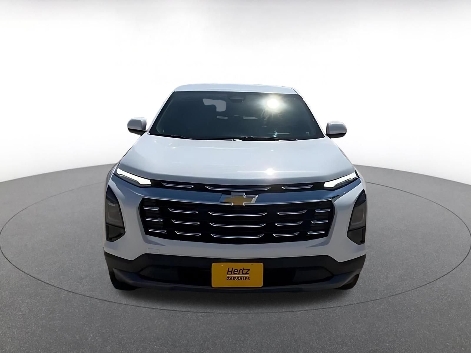 Used 2025 Chevrolet Equinox LT FWD image 4