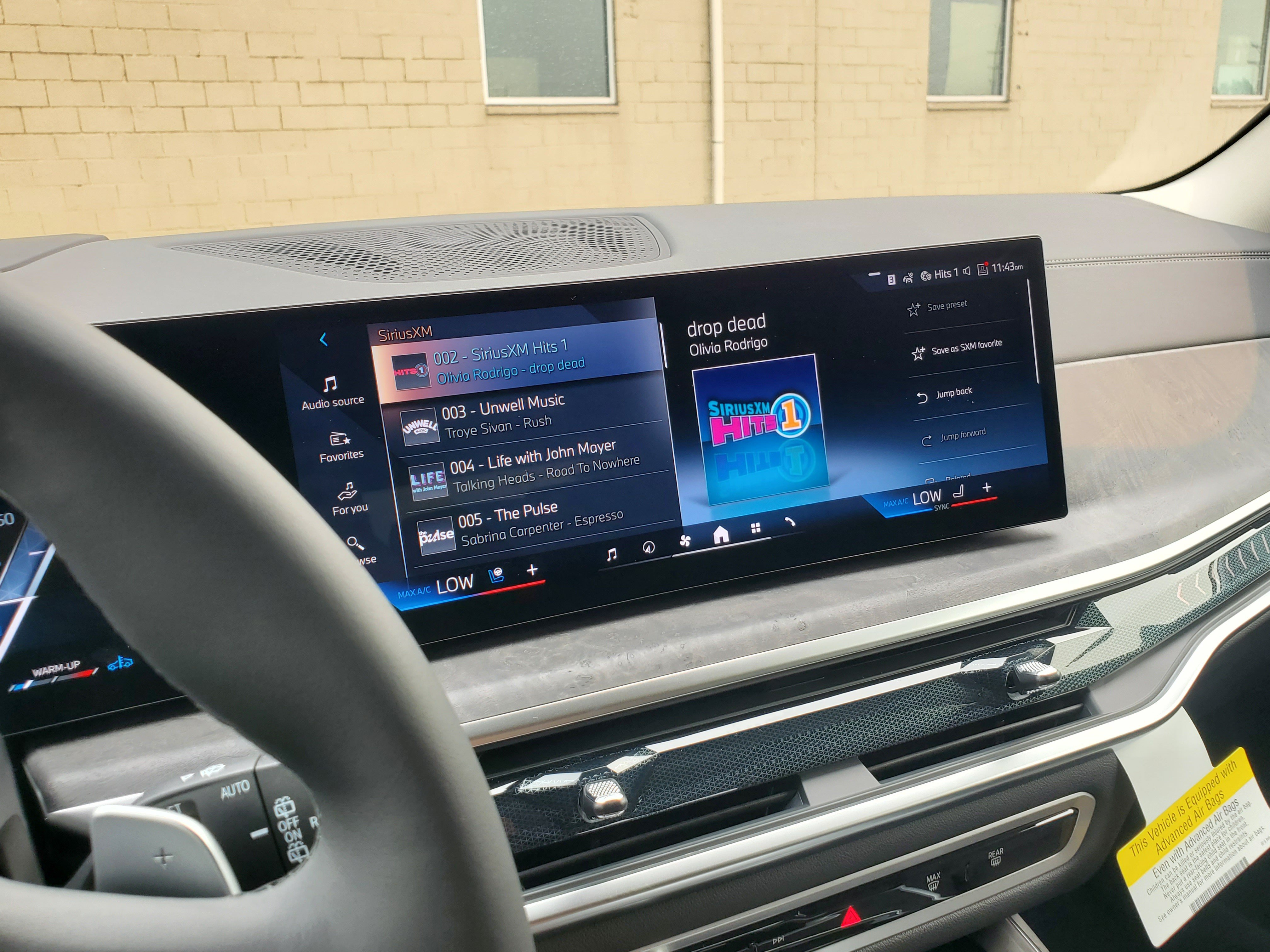 New 2027 BMW X7 xDrive40i AWD/4WD image 17