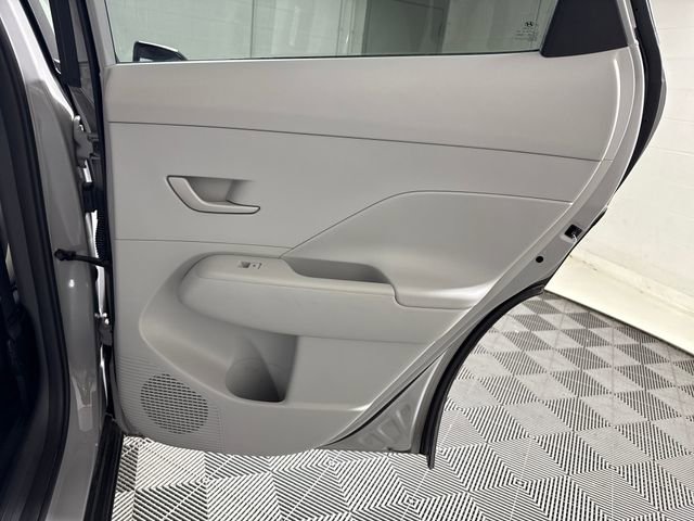 Used 2024 Hyundai Kona SEL AWD/4WD image 16