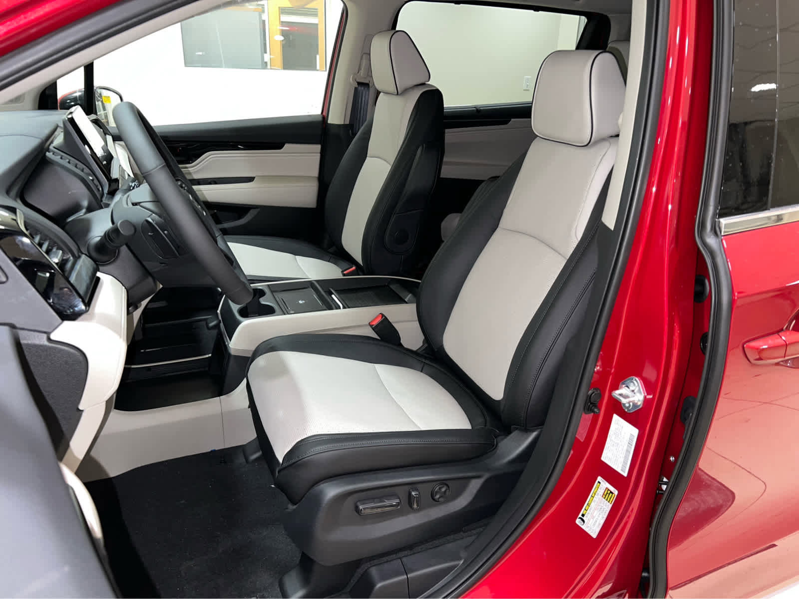 New 2026 Honda Odyssey Elite image 17