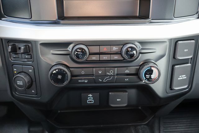 New 2026 Ford F550 4x4 Supercab Super Duty image 8