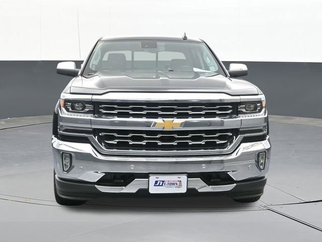Used 2018 Chevrolet Silverado 1500 LTZ w/ Texas Edition image 24
