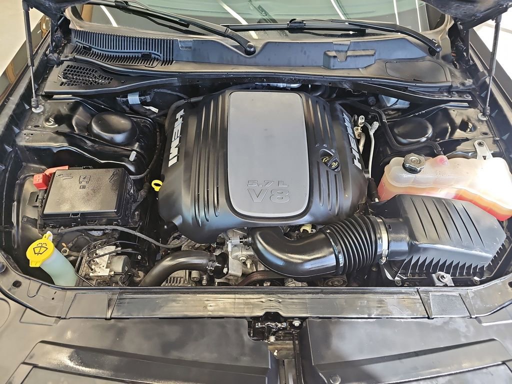 Used 2023 Dodge Challenger R/T w/ Blacktop Package image 25