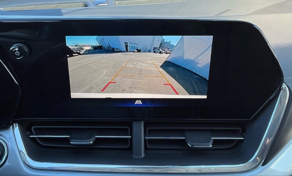 New 2026 Chevrolet Trax LT w/ Driver Confidence Package image 16