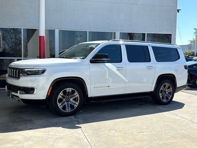 Used 2023 Jeep Wagoneer L Series II image 9