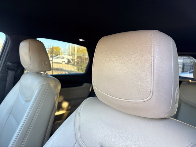 Used 2018 Cadillac XT5 FWD image 9