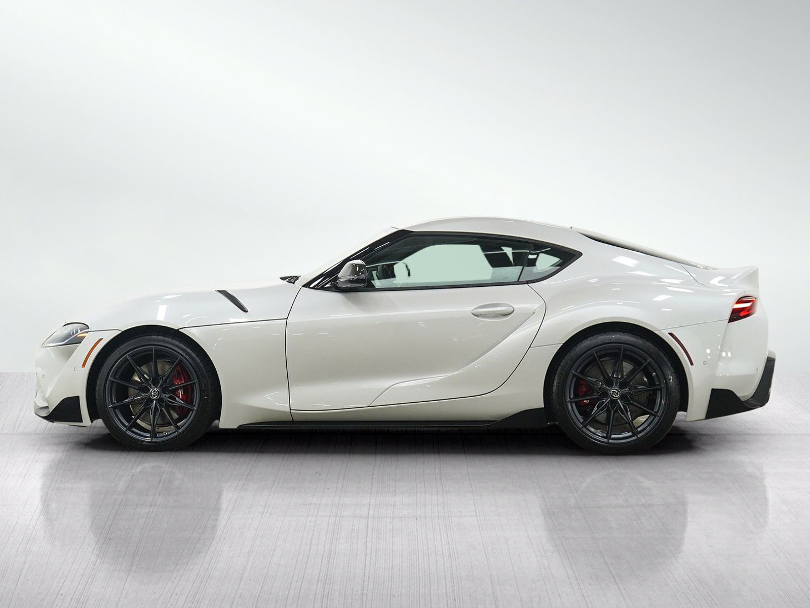 Used 2026 Toyota Supra Premium w/ Driver Assist Package RWD image 2