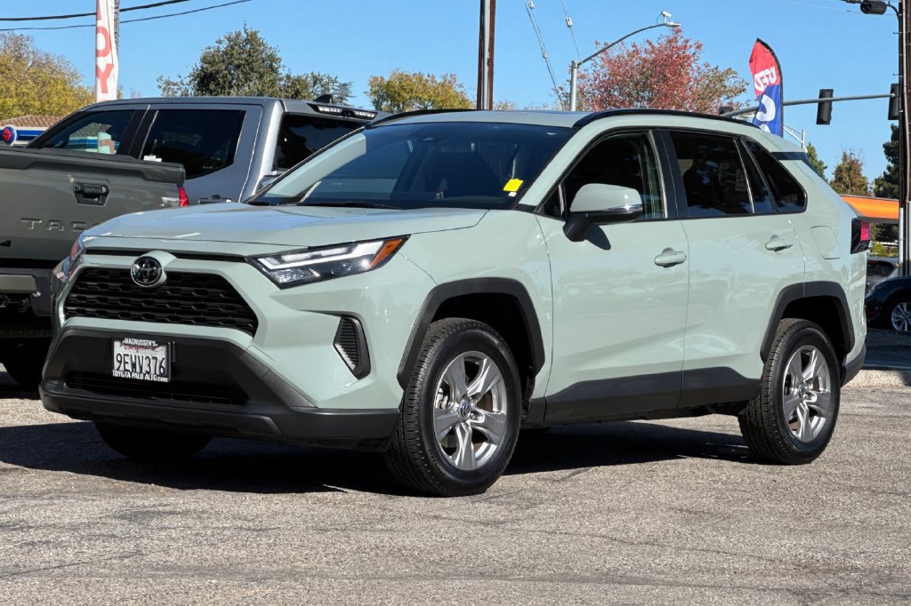 Certified 2023 Toyota RAV4 XLE w/ Convenience Package FWD image 7
