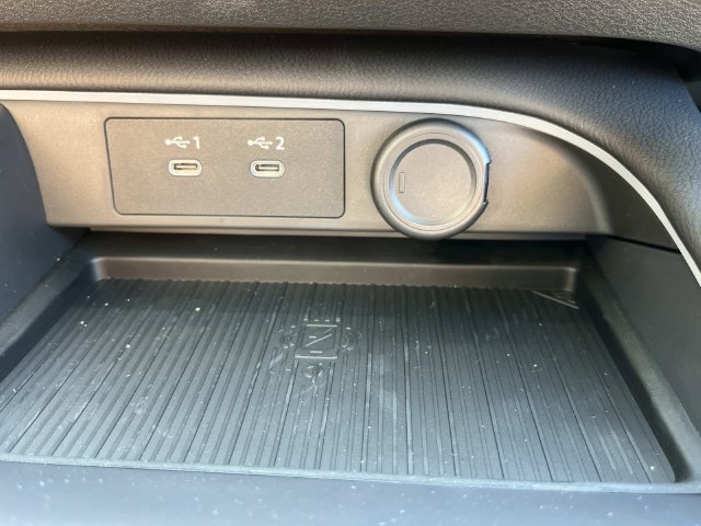 New 2026 Nissan Sentra SV w/ SV Convenience Package FWD image 29