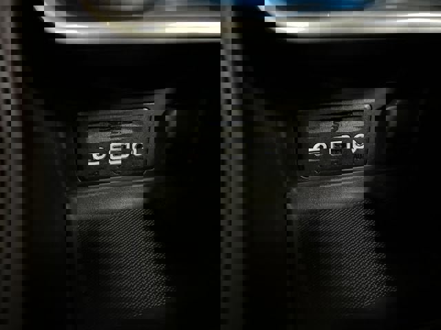 Certified 2018 GMC Terrain SLT w/ Preferred Package image 35