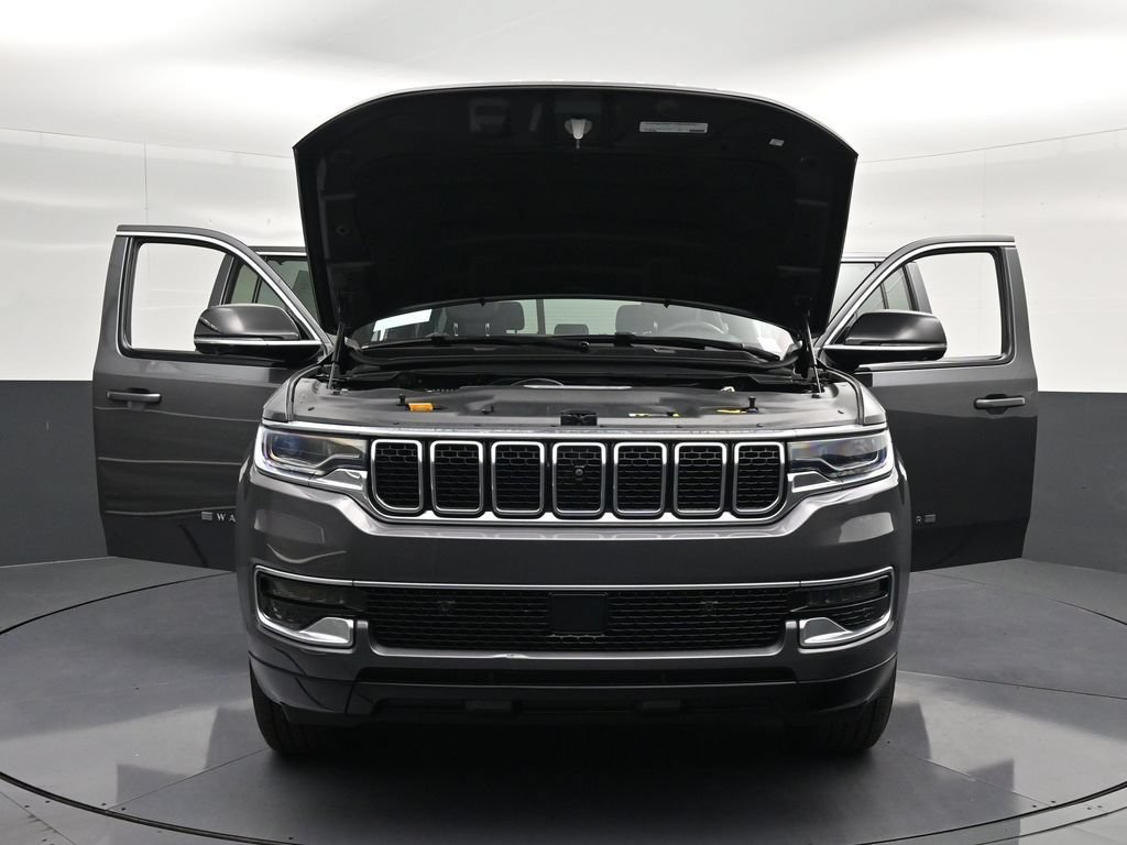 Used 2023 Jeep Wagoneer 2WD w/ Convenience Group I image 31