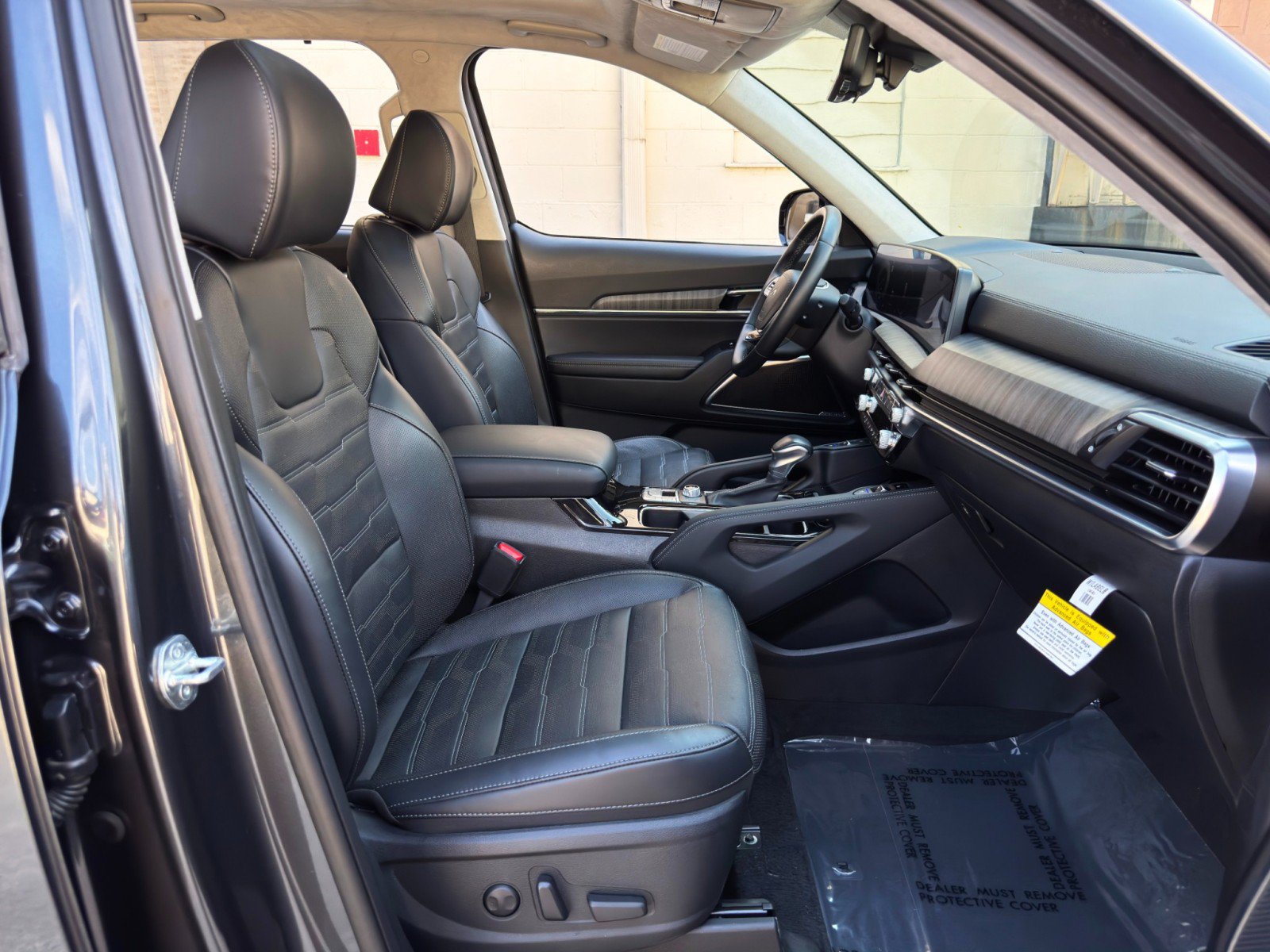 Used 2024 Kia Telluride SX Prestige AWD/4WD image 16