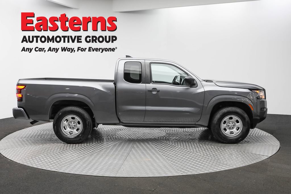 Used 2022 Nissan Frontier S RWD image 4
