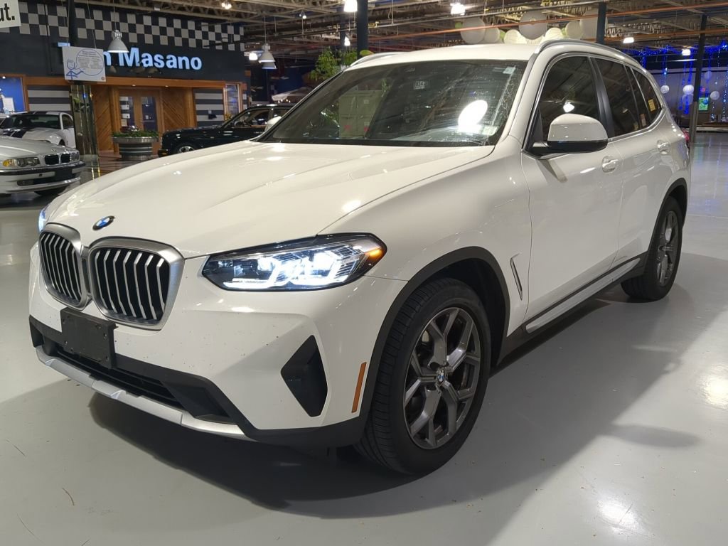Used 2023 BMW X3 xDrive30i AWD/4WD image 1