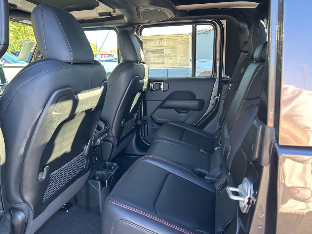 New 2025 Jeep Gladiator Rubicon image 35