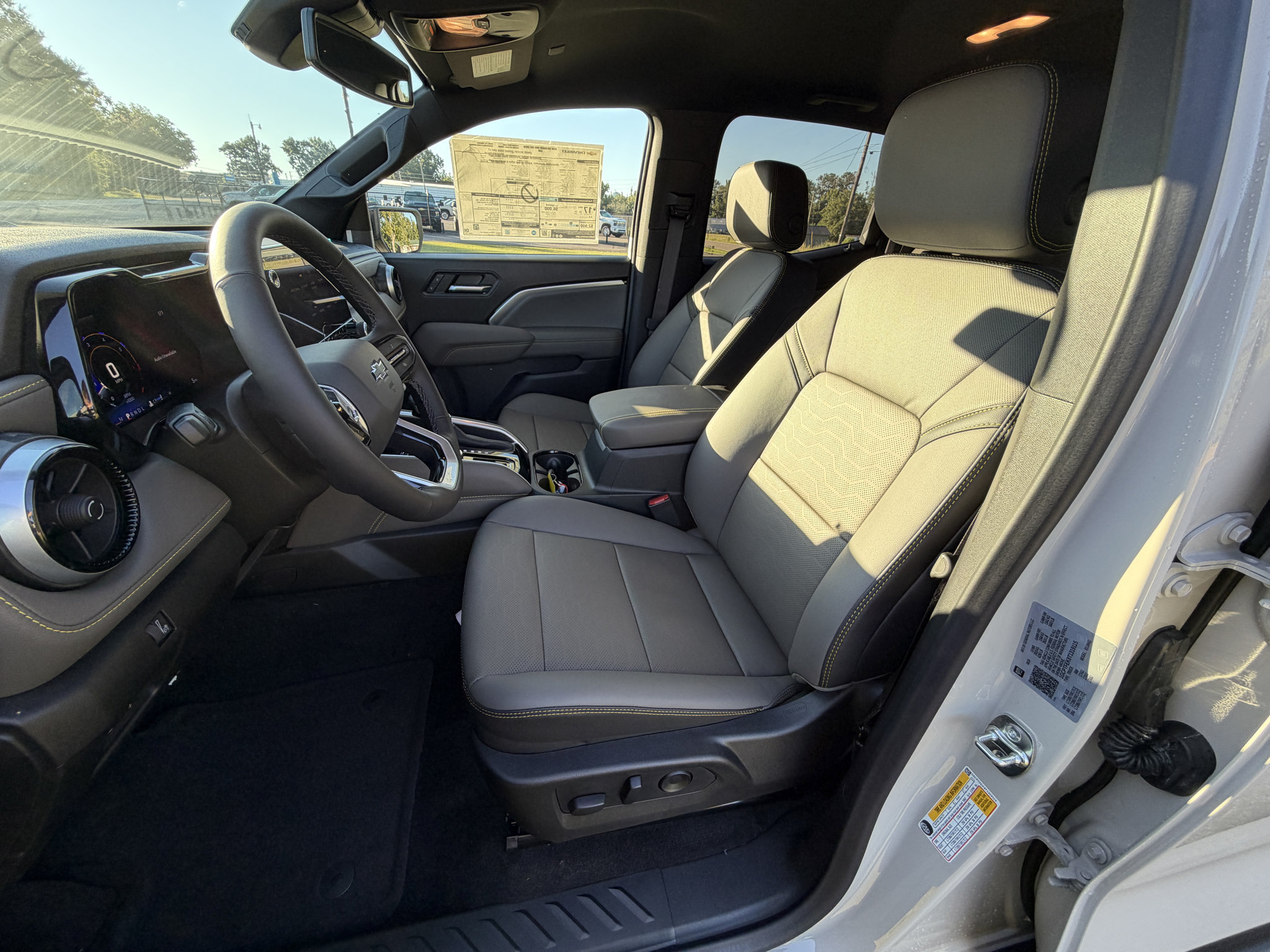 New 2026 Chevrolet Colorado ZR2 AWD/4WD image 12
