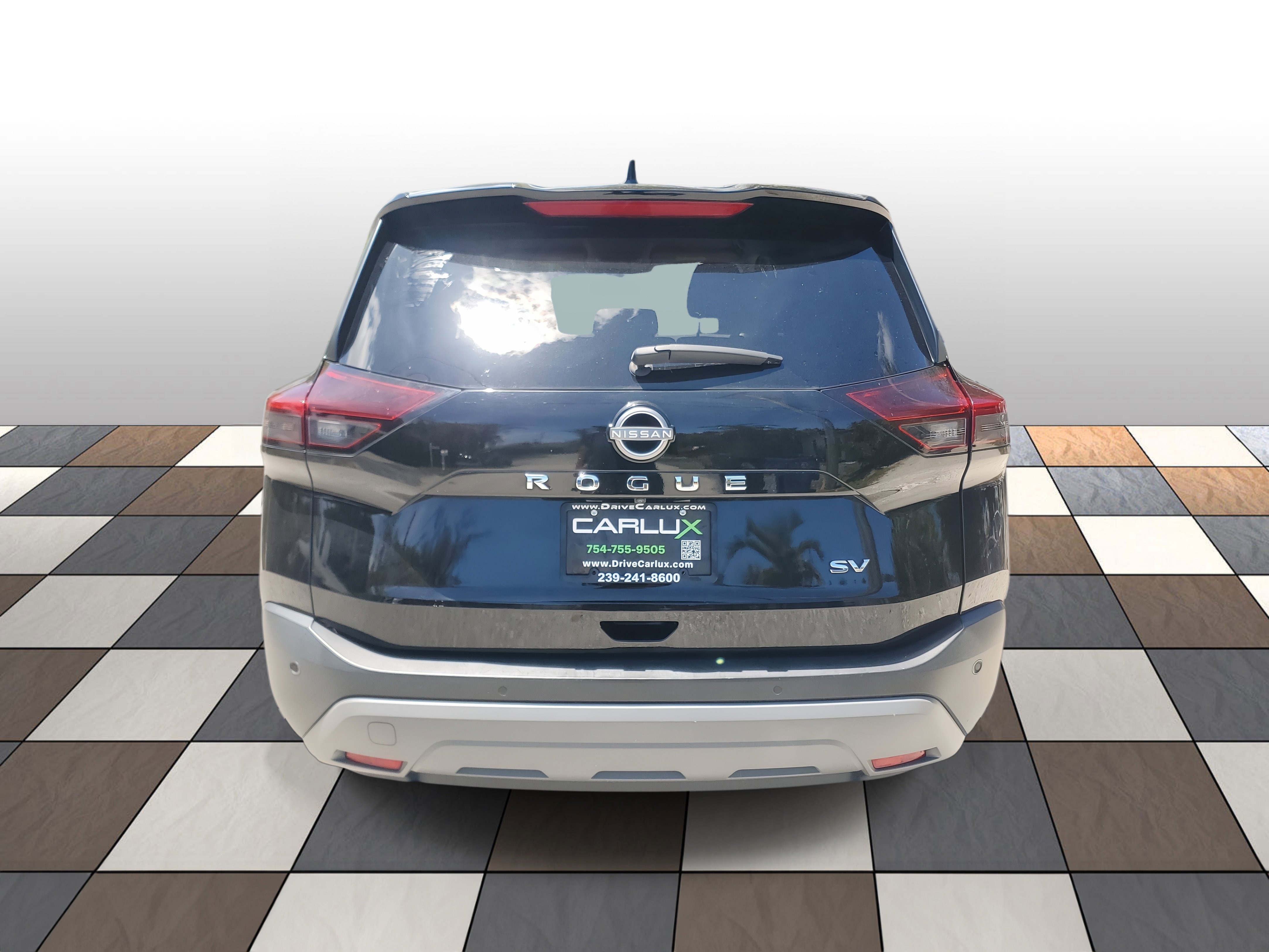 Used 2023 Nissan Rogue SV FWD image 5