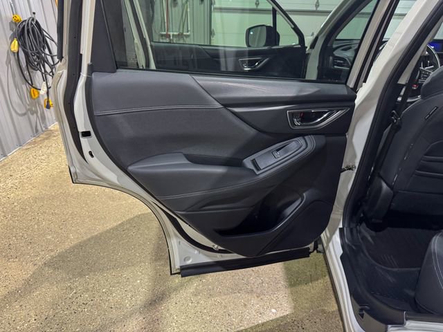 Used 2019 Subaru Forester Premium AWD/4WD image 19