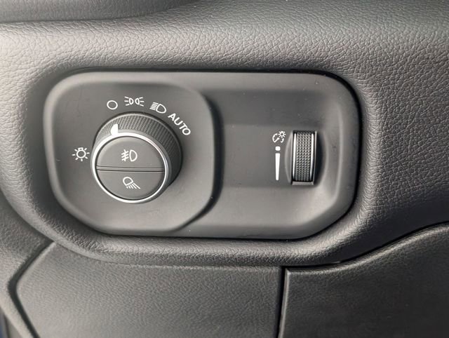 Used 2022 RAM 2500 Big Horn w/ Level C Equiment Group image 15