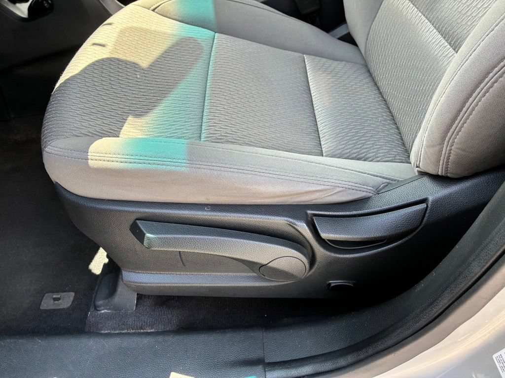 Used 2017 Hyundai Santa Fe Sport AWD/4WD image 18