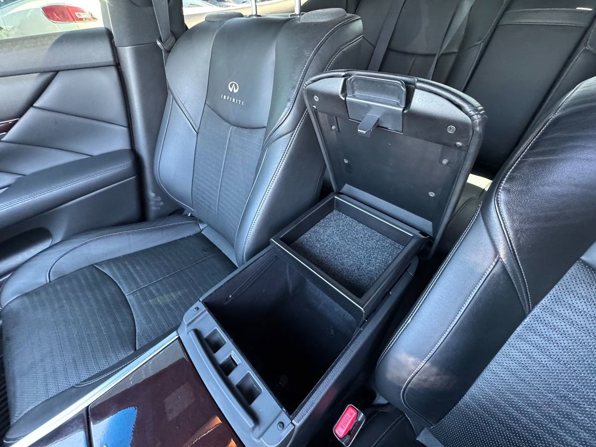 Used 2013 INFINITI M56 x AWD/4WD image 24