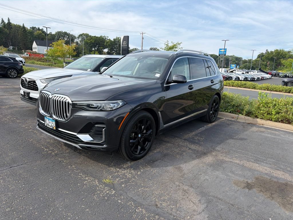 Used 2020 BMW X7 xDrive40i w/ Premium Package AWD/4WD image 6