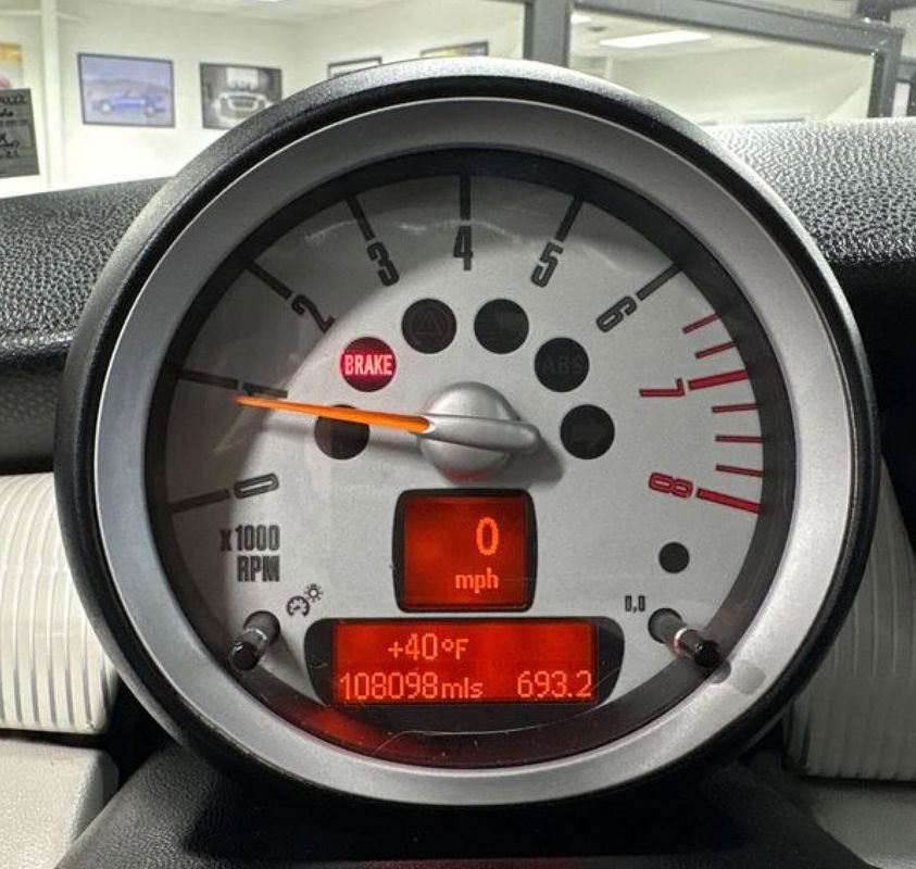 Used 2010 MINI Cooper Hardtop image 43