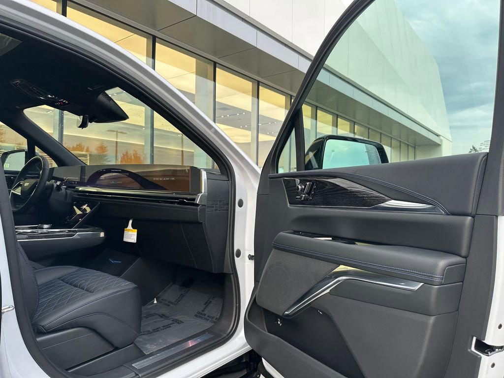 New 2026 Cadillac Escalade IQL Sport 1 AWD/4WD image 11