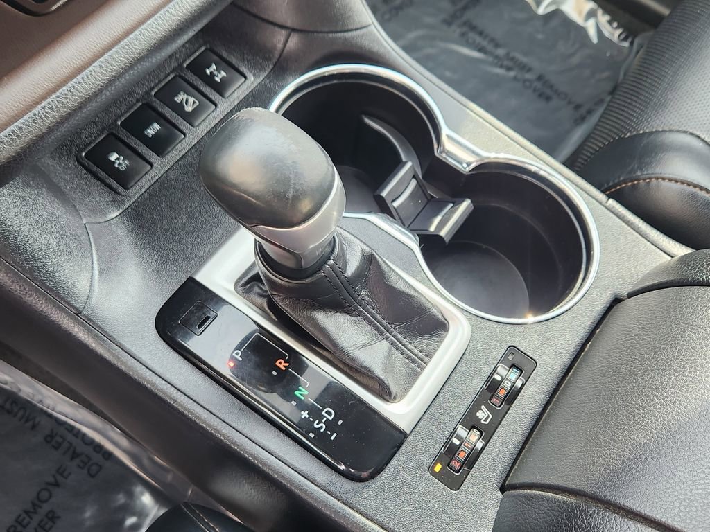 Used 2019 Toyota Highlander Limited Platinum image 10