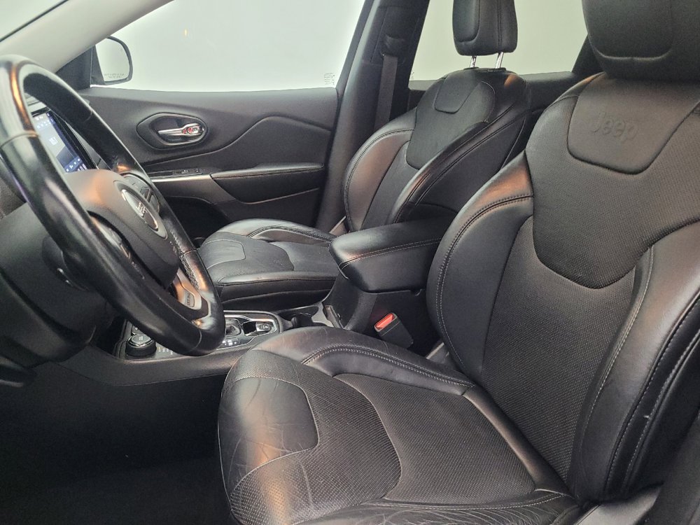 Used 2020 Jeep Cherokee Limited image 17