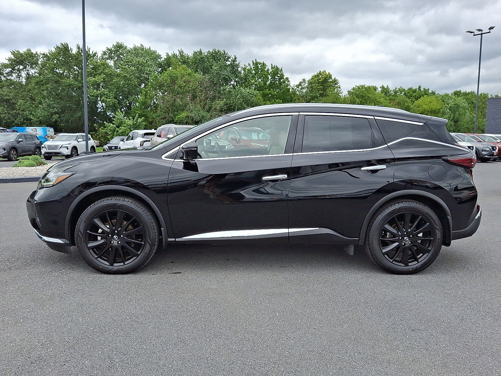 Certified 2023 Nissan Murano Platinum w/ Cargo Package AWD/4WD image 5