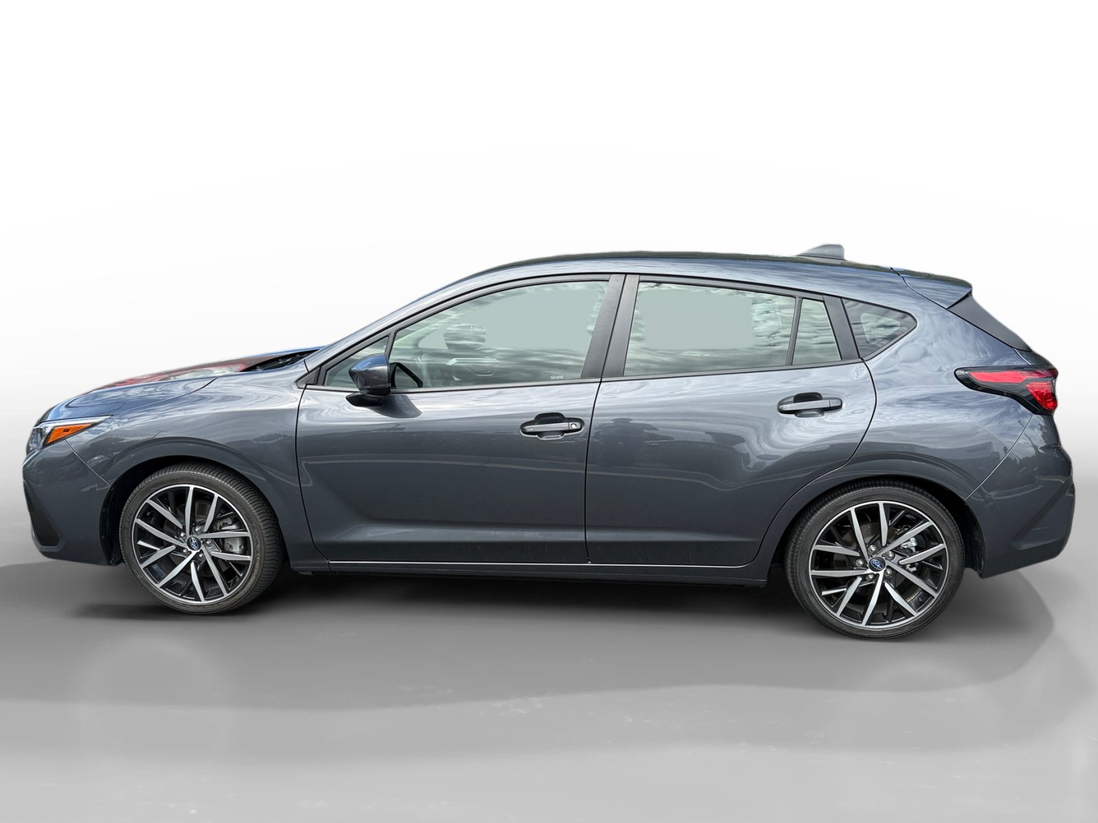 Used 2024 Subaru Impreza 2.0i Sport w/ Popular Package #1 AWD/4WD image 2