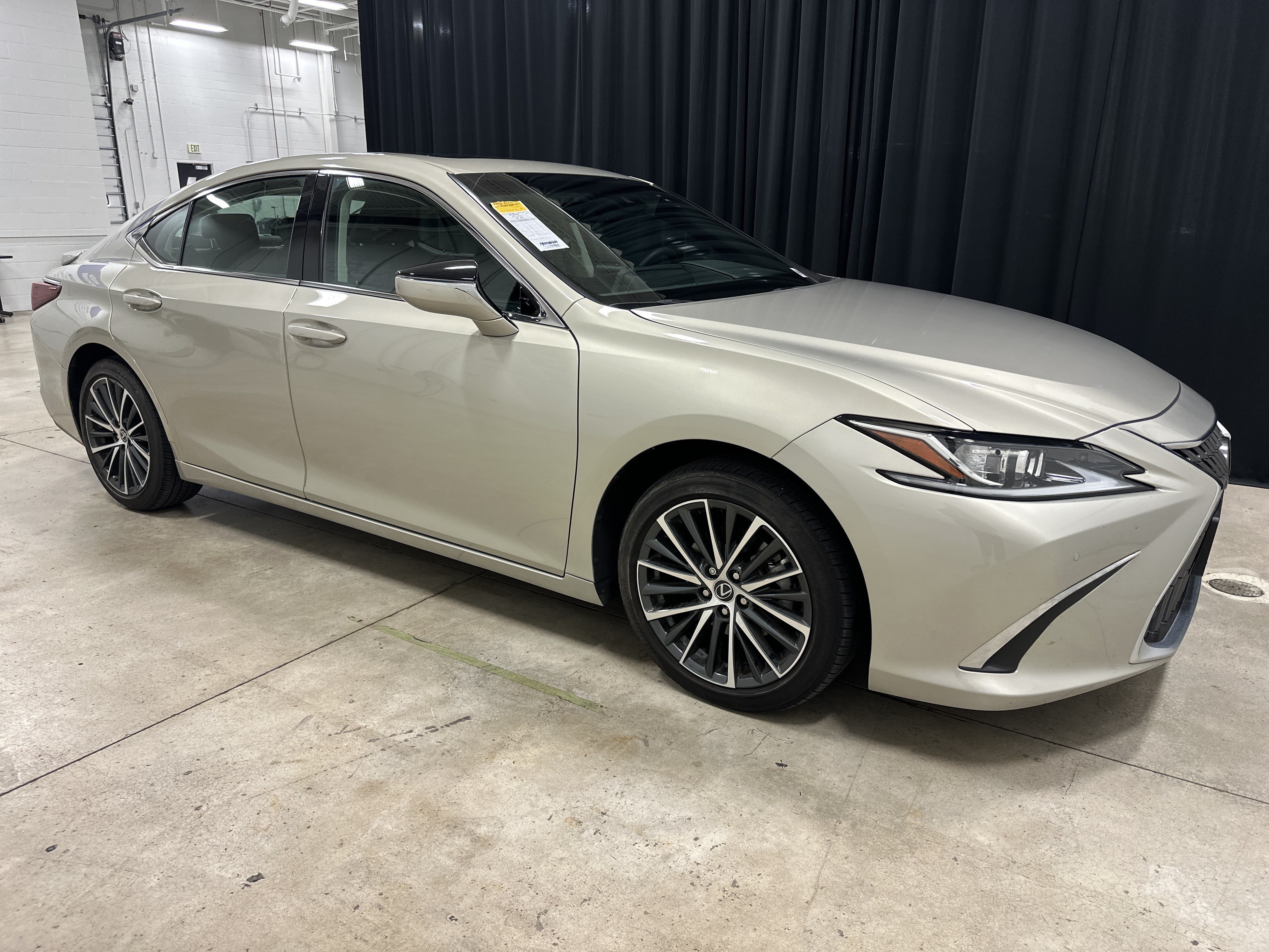 Certified 2023 Lexus ES 350 w/ Premium Package FWD image 26