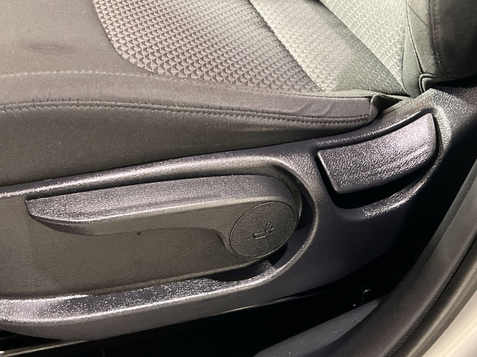 Used 2023 Kia Sportage LX image 22