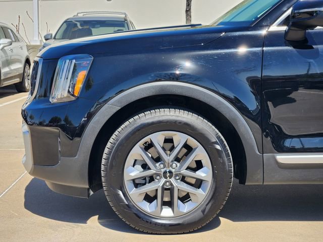 Used 2025 Kia Telluride LX image 5