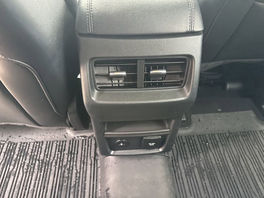 Used 2022 Ford Edge SEL w/ Convenience Package image 18