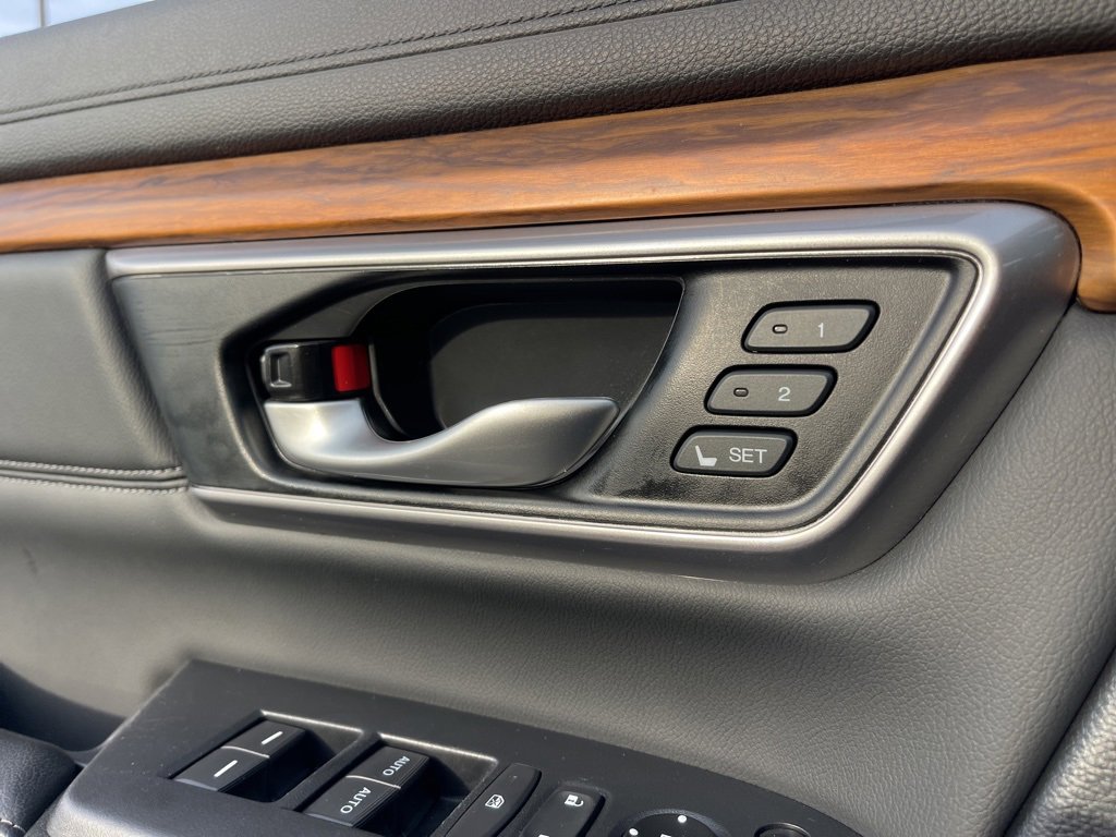 Used 2019 Honda CR-V EX-L image 17