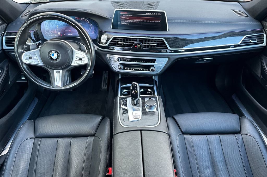 Used 2022 BMW 740i w/ M Sport Package image 14