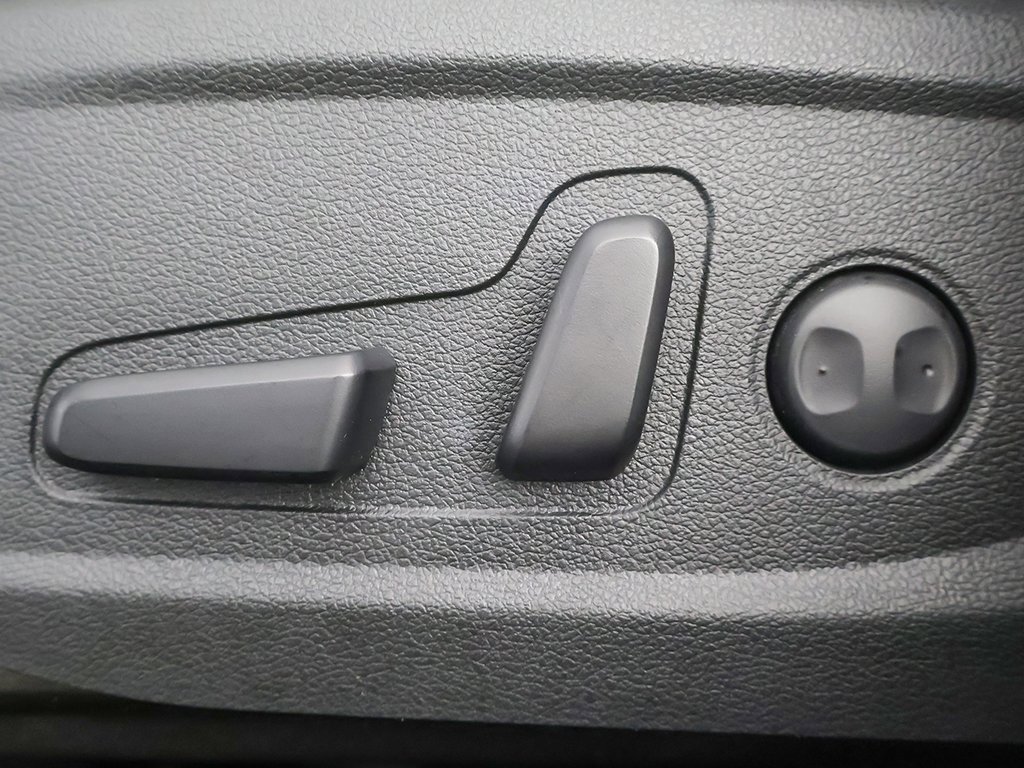 Used 2022 Hyundai Santa Fe SEL image 26