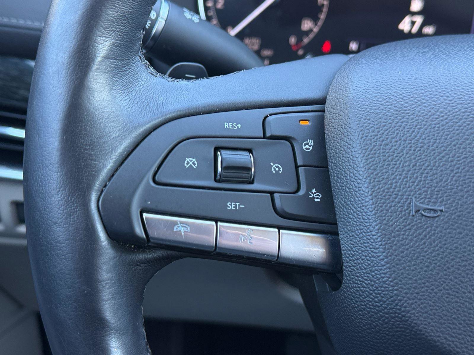 Used 2021 Cadillac XT4 Premium Luxury w/ Driver Assist Package image 26