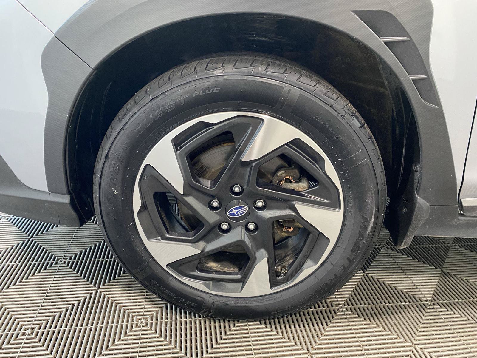Used 2024 Subaru Crosstrek 2.5i Limited AWD/4WD image 19