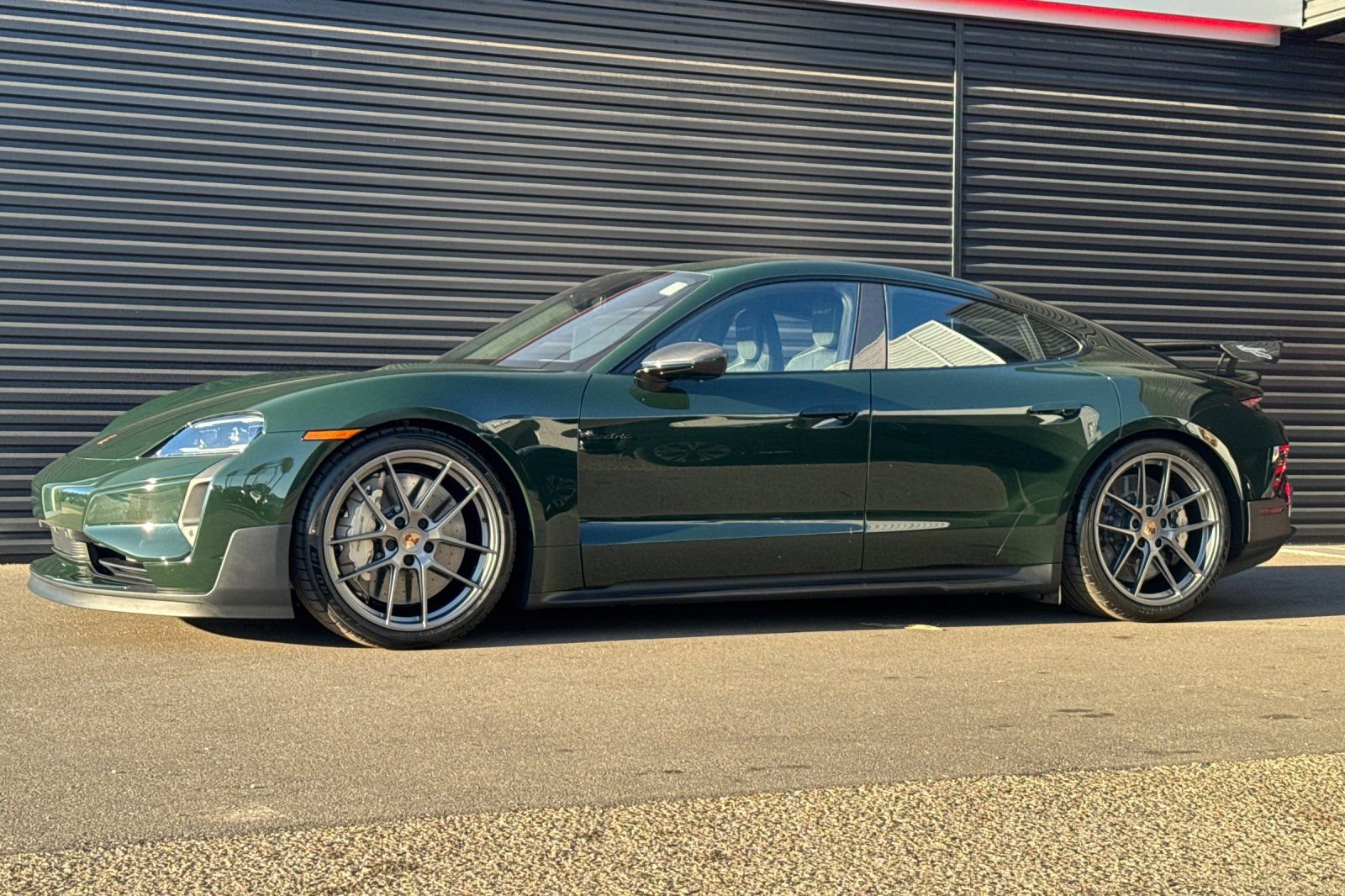 New 2025 Porsche Taycan Turbo GT image 2