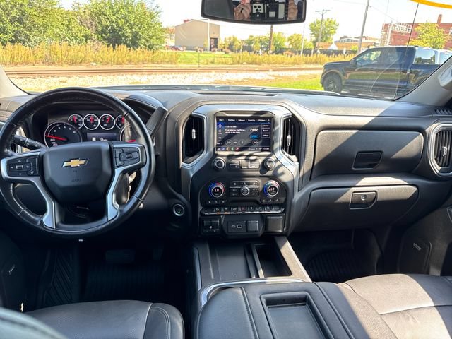 Used 2022 Chevrolet Silverado 1500 LTZ AWD/4WD image 13
