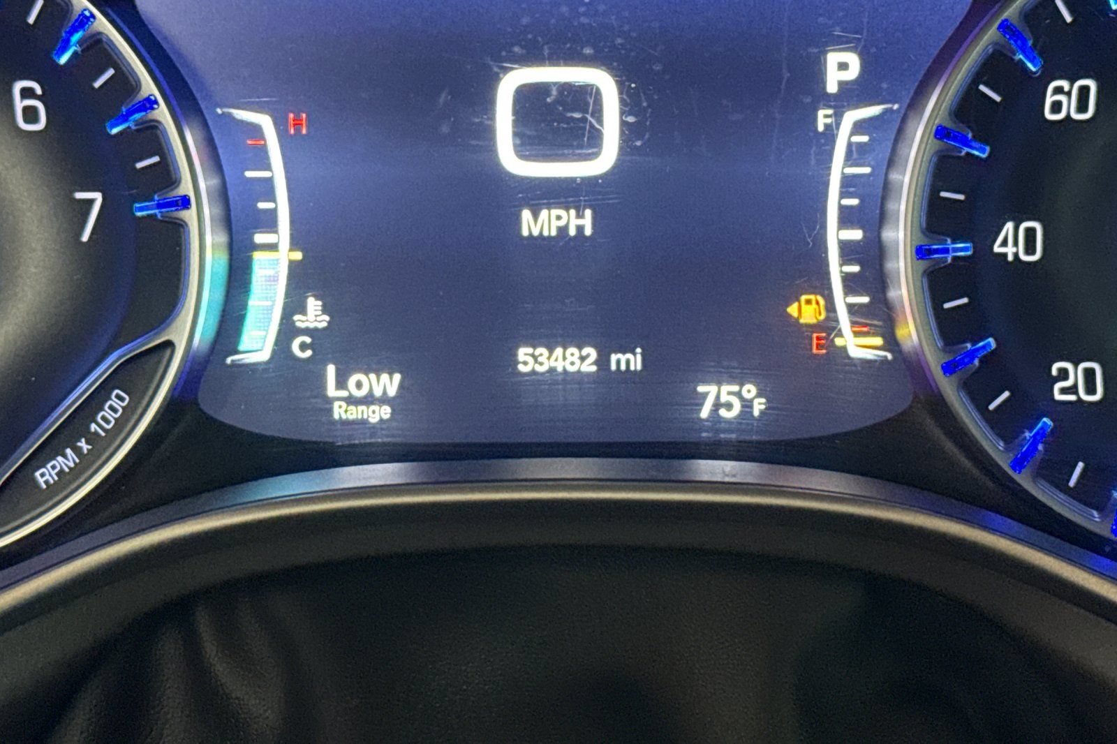 Used 2023 Chrysler Pacifica Touring-L FWD image 35