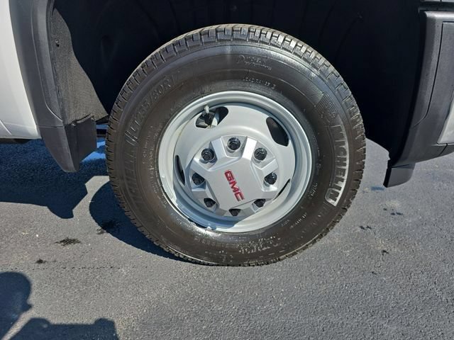 New 2026 GMC Sierra 3500 Pro w/ Convenience Package AWD/4WD image 34