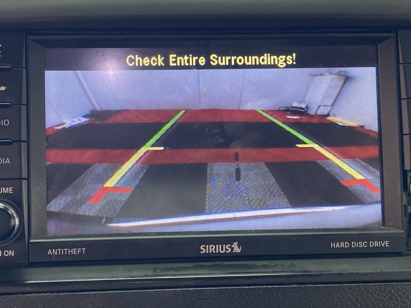 Used 2014 Chrysler Town & Country Touring image 24